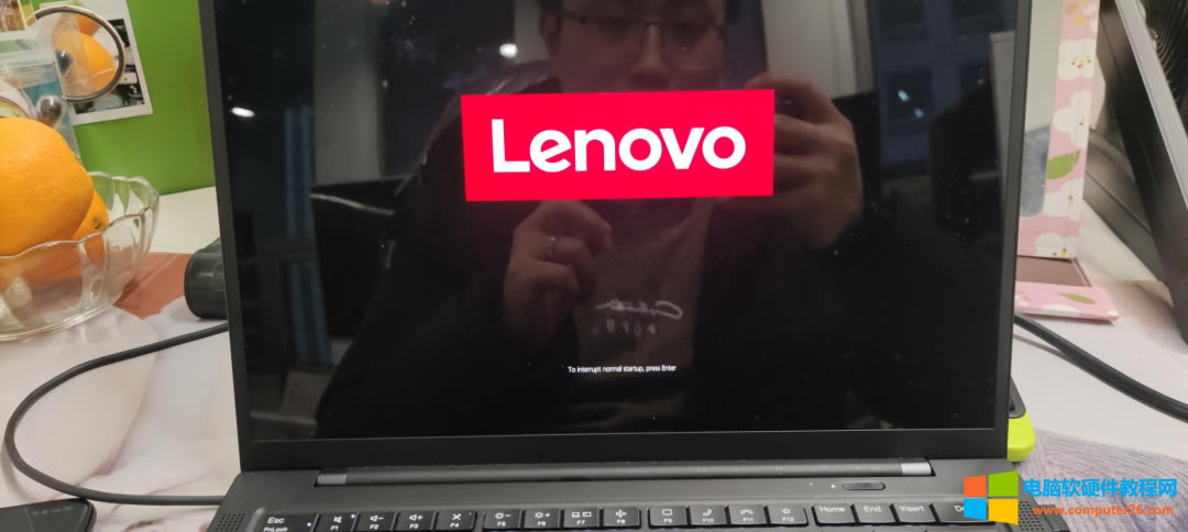 thinkpad x1PӛX_C֮󣬳Flenovo logo֮ȻͺԴָʾoI