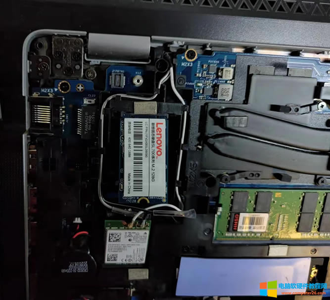 ̫ˬLatitude 5511߀ܰbڶKM.2 NVMEĹ̑B(ti)ӲP