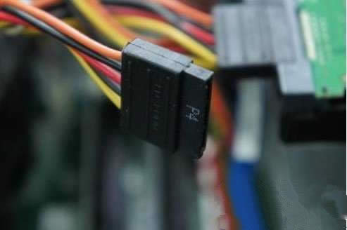 固態(tài)硬盤安裝|ssd固態(tài)硬盤安裝圖文教程