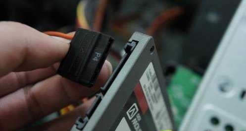 固態(tài)硬盤安裝|ssd固態(tài)硬盤安裝圖文教程