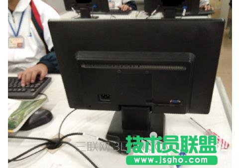 _(ti)ʽC(j)@ʾɫУ (lin)