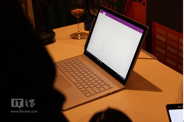 Windows10PӛSurface Book۵w(yn)